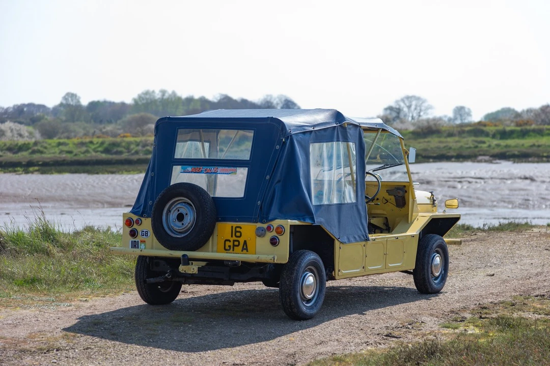 1965 Morris - Image 23 of 30