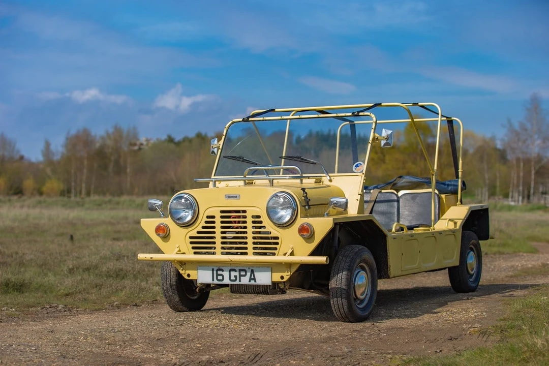 1965 Morris - Image 2 of 30