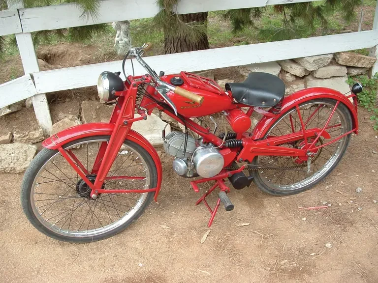 1965 Moto Guzzi - Image 2 of 2