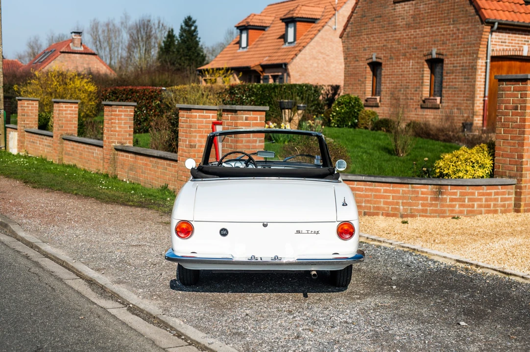 1965 Fiat 850 Spider - Image 11 of 31