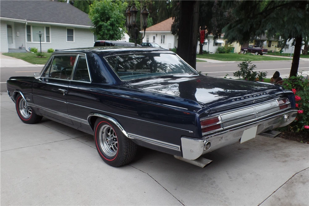 1965 Oldsmobile Cutlass 2nd Gen - Image 4 of 5