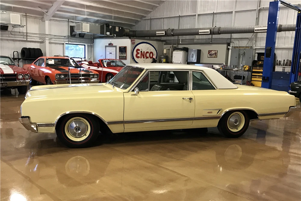 1965 Oldsmobile 442 1st Gen - Image 2 of 5