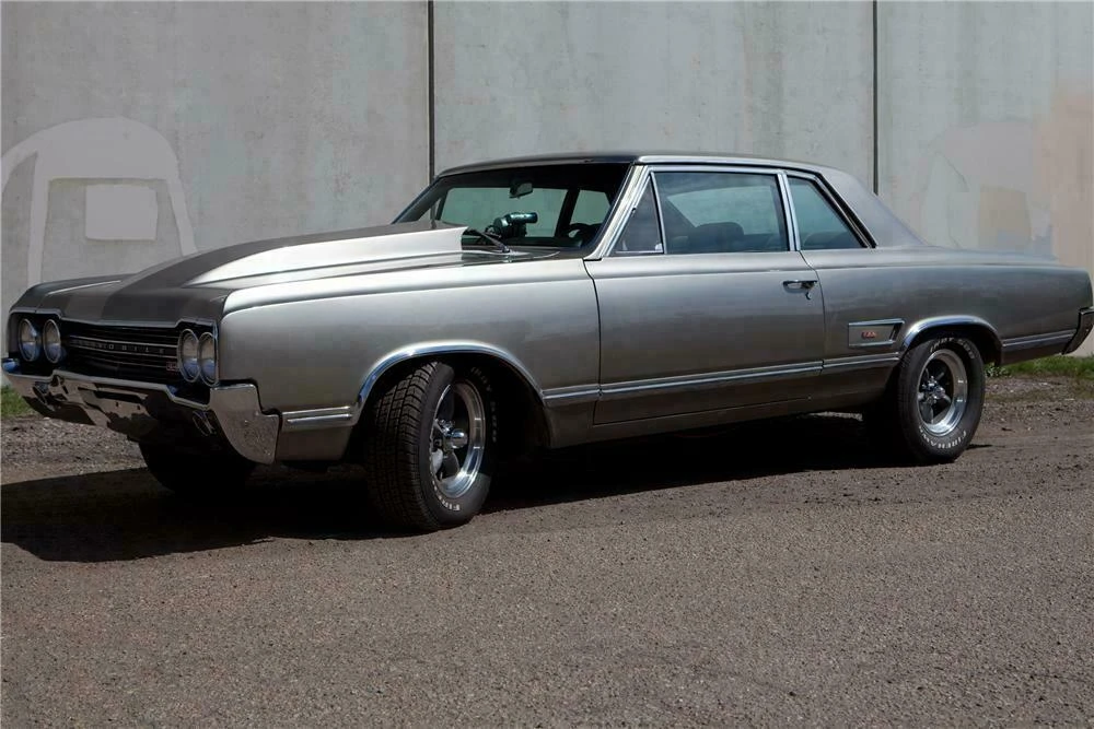 1965 Oldsmobile Cutlass 2nd Gen - Image 2 of 5