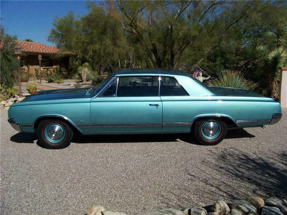 1965 Oldsmobile Cutlass 2nd Gen - Image 5 of 5
