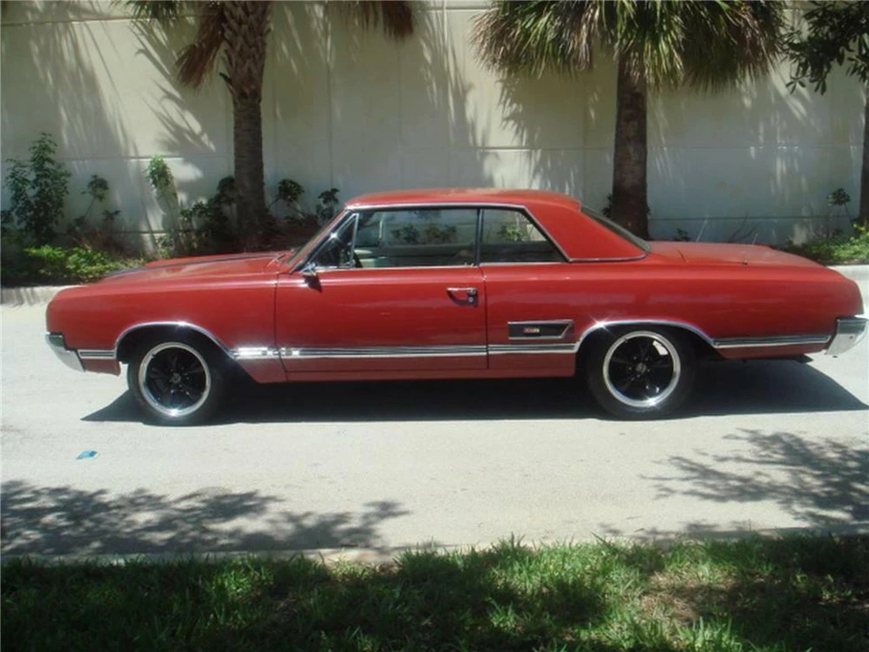 1965 Oldsmobile Cutlass 2nd Gen - Image 5 of 5