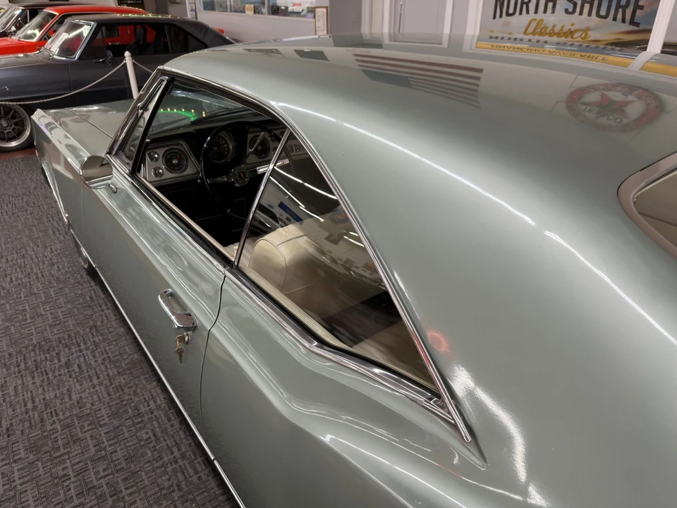 1965 Oldsmobile 88 - Image 27 of 31