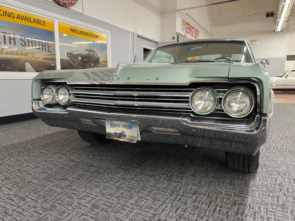 1965 Oldsmobile 88 - Image 30 of 31