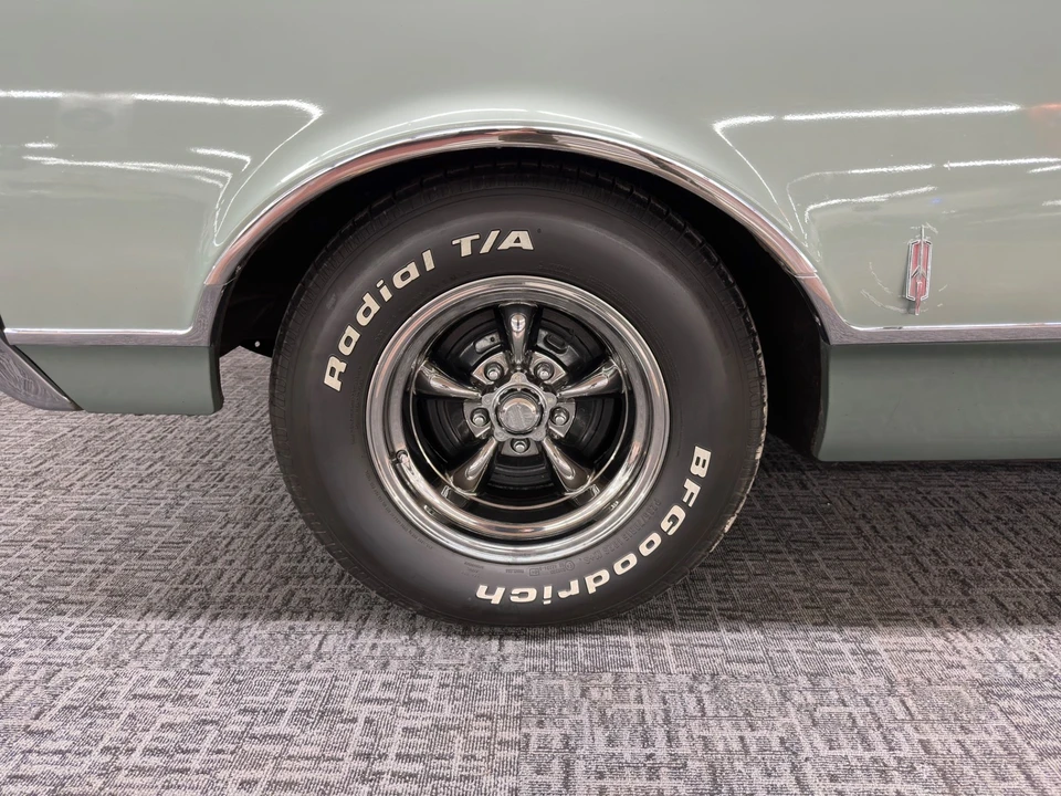1965 Oldsmobile 88 - Image 25 of 31