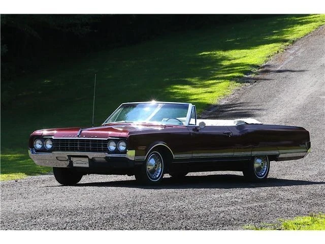 1965 Oldsmobile 98 - Image 2 of 12