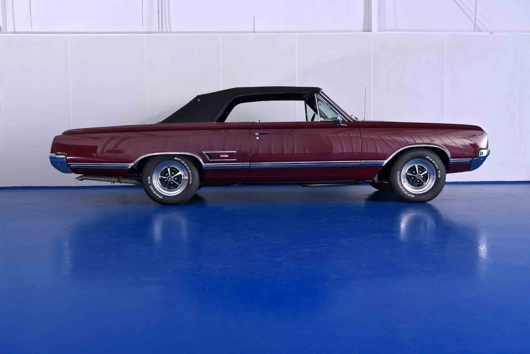 1965 Oldsmobile 442 1st Gen - Image 10 of 31