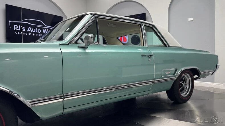 1965 Oldsmobile 442 1st Gen - Image 18 of 21