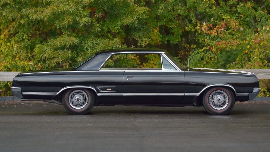 1965 Oldsmobile 442 1st Gen - Image 2 of 31