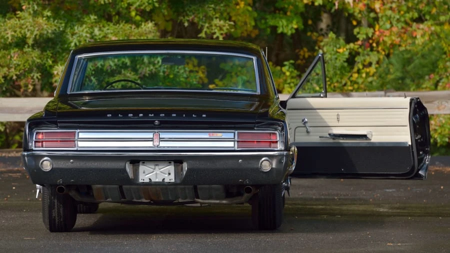 1965 Oldsmobile 442 1st Gen - Image 20 of 31