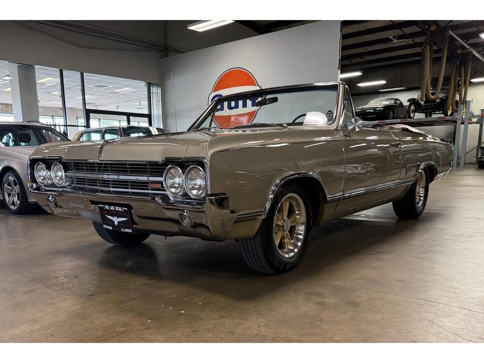 1965 Oldsmobile 442 1st Gen - Image 8 of 31