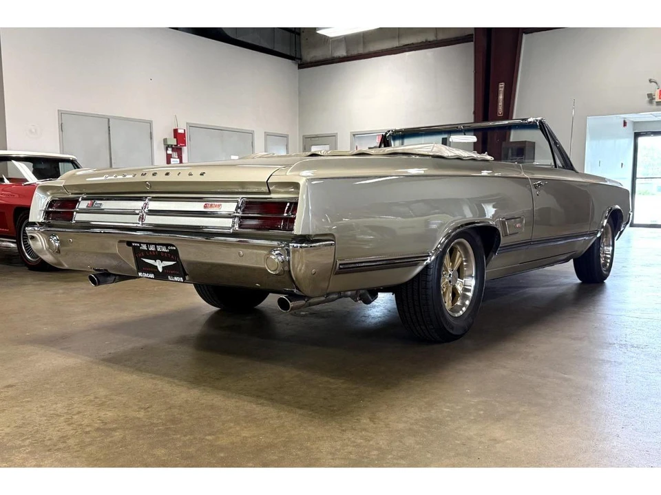 1965 Oldsmobile 442 1st Gen - Image 19 of 31