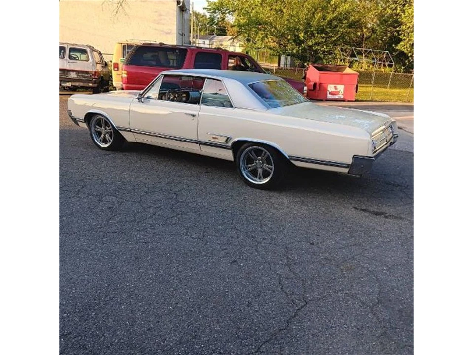 1965 Oldsmobile 442 1st Gen - Image 22 of 25