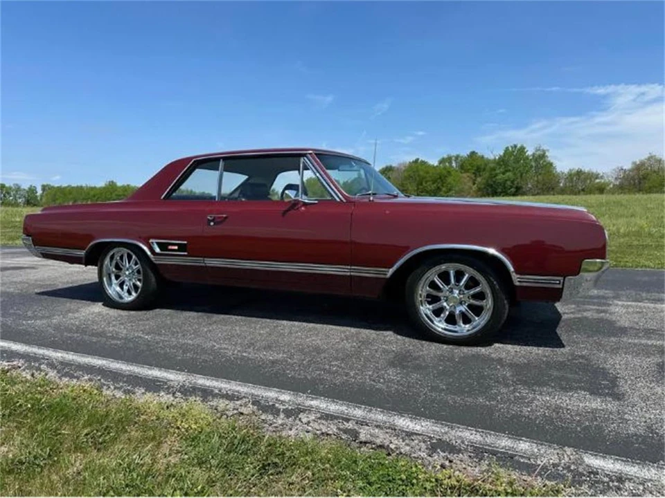 1965 Oldsmobile 442 1st Gen - Image 15 of 21