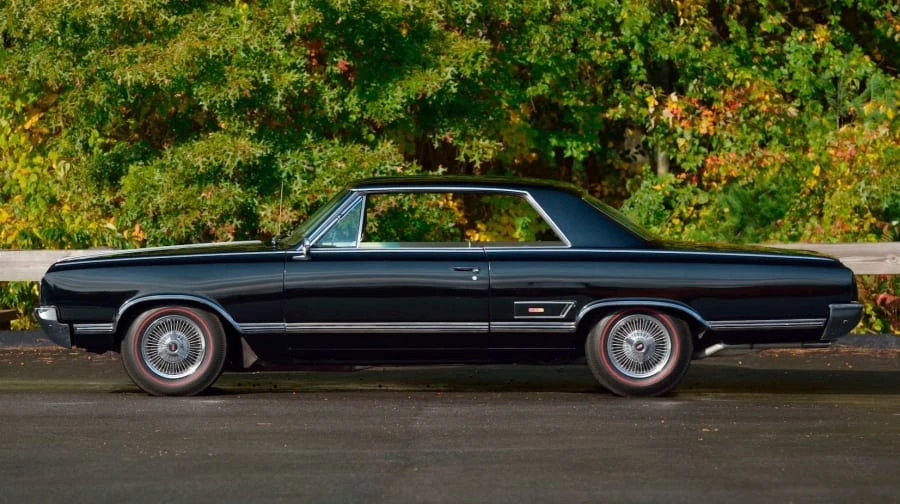 1965 Oldsmobile 442 1st Gen - Image 13 of 17