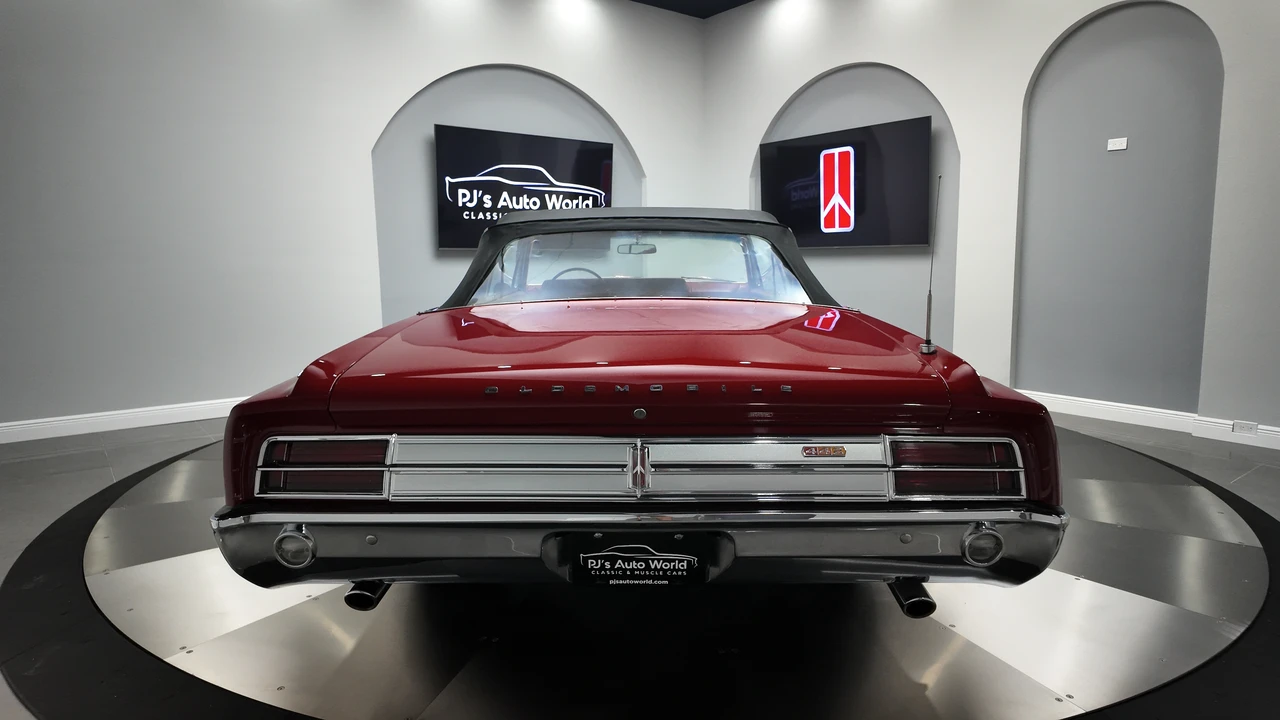 1965 Oldsmobile 442 1st Gen - Image 13 of 31