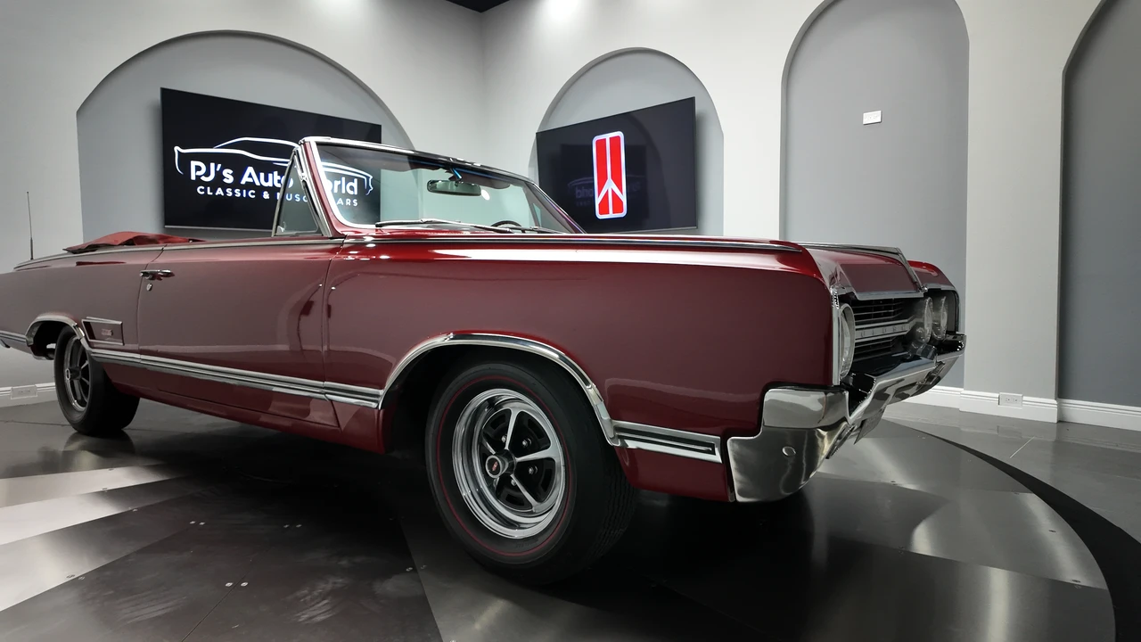 1965 Oldsmobile 442 1st Gen - Image 18 of 31