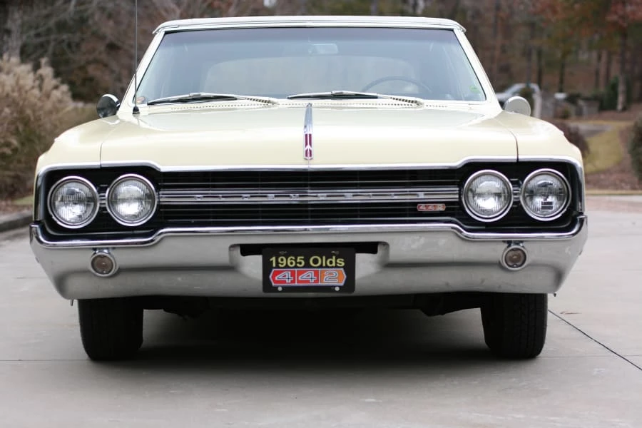 1965 Oldsmobile 442 1st Gen - Image 9 of 12