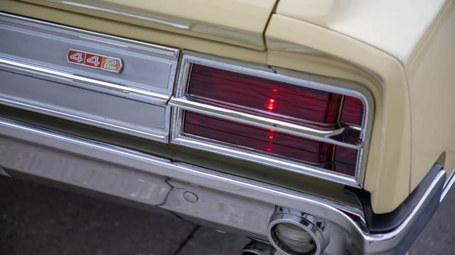 1965 Oldsmobile 442 1st Gen - Image 9 of 20
