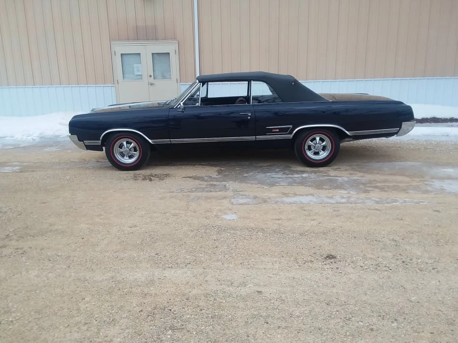 1965 Oldsmobile 442 1st Gen - Image 11 of 12