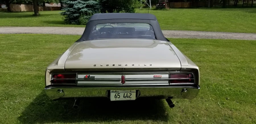 1965 Oldsmobile 442 1st Gen - Image 9 of 11