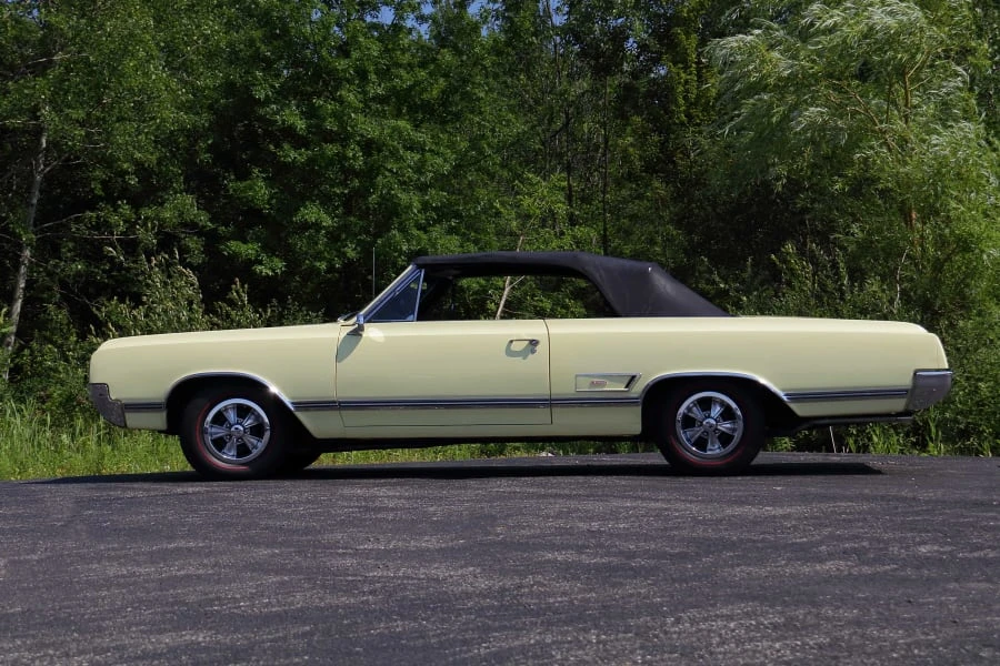 1965 Oldsmobile 442 1st Gen - Image 10 of 31