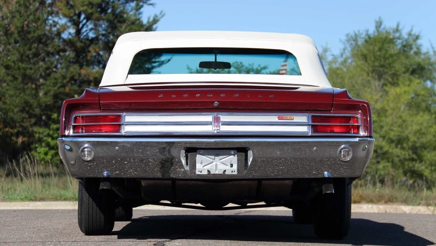1965 Oldsmobile 442 1st Gen - Image 15 of 27