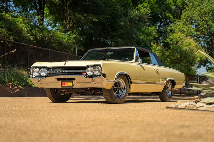 1965 Oldsmobile 442 1st Gen - Image 26 of 31