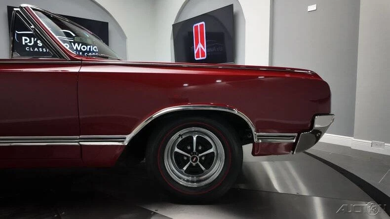 1965 Oldsmobile 442 1st Gen - Image 15 of 21