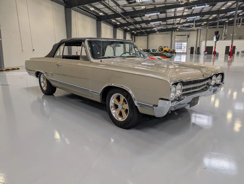 1965 Oldsmobile 442 1st Gen - Image 11 of 22