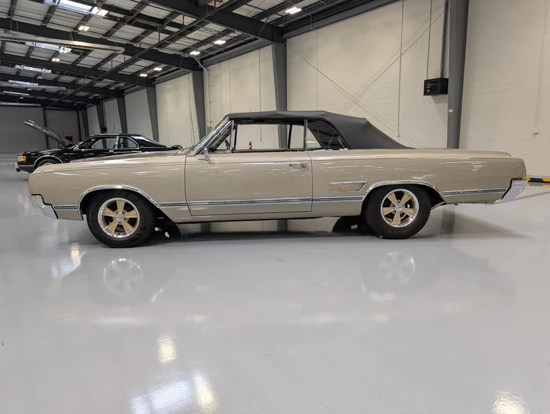 1965 Oldsmobile 442 1st Gen - Image 4 of 22