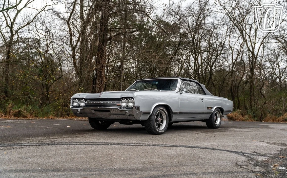 1965 Oldsmobile 442 1st Gen - Image 10 of 12