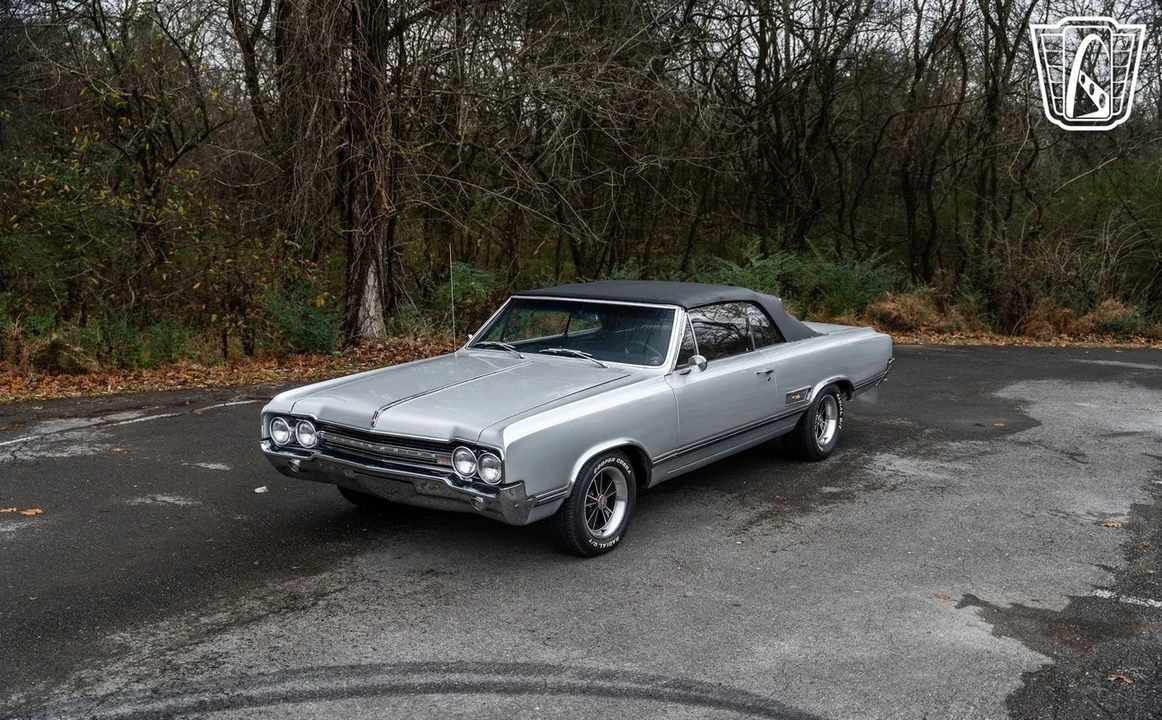 1965 Oldsmobile 442 1st Gen - Image 8 of 12