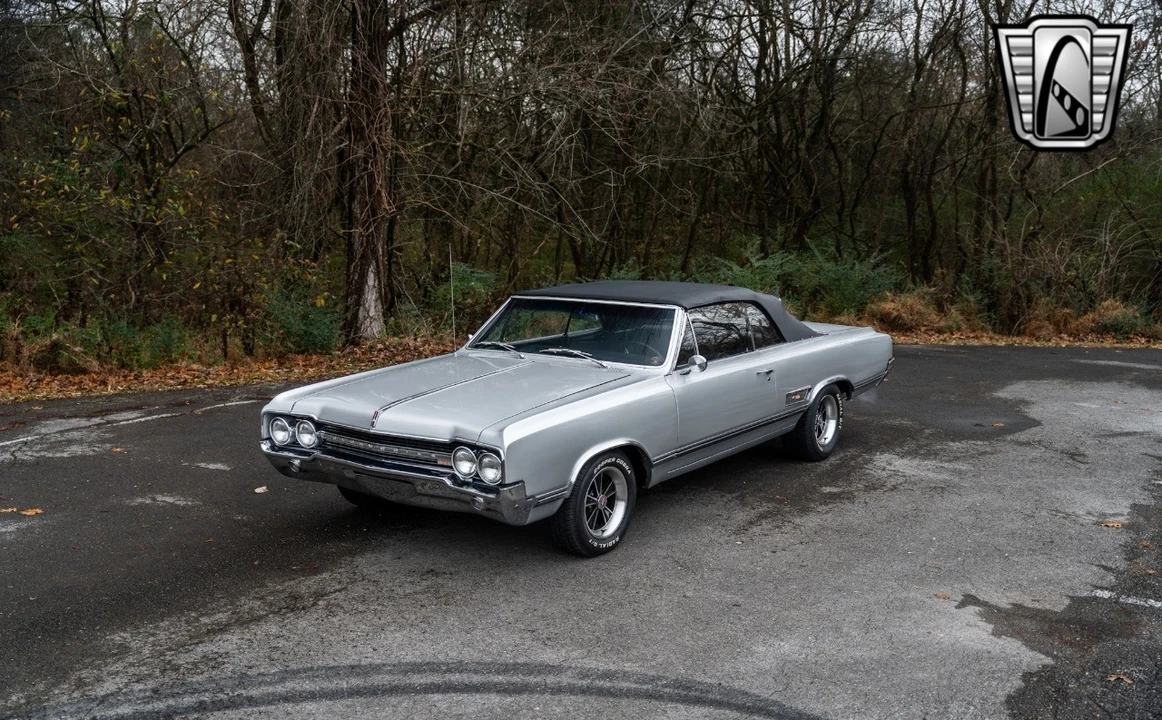 1965 Oldsmobile 442 1st Gen - Image 7 of 12