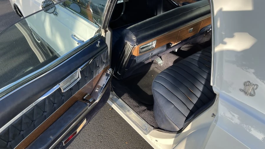 1965 Oldsmobile 98 - Image 5 of 11