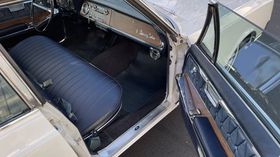 1965 Oldsmobile 98 - Image 4 of 11