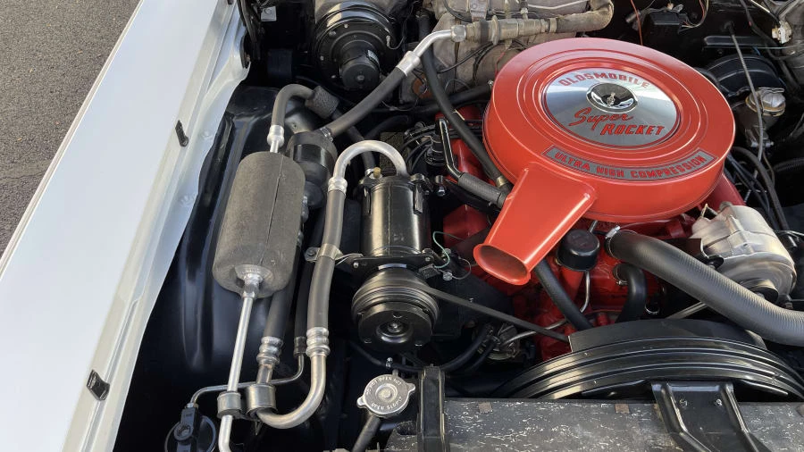 1965 Oldsmobile 98 - Image 8 of 11