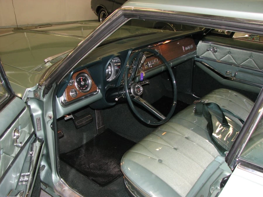 1965 Oldsmobile 98 - Image 2 of 5