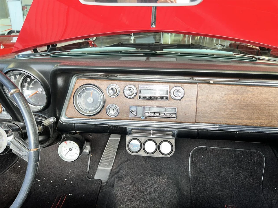 1965 Oldsmobile 98 - Image 26 of 29
