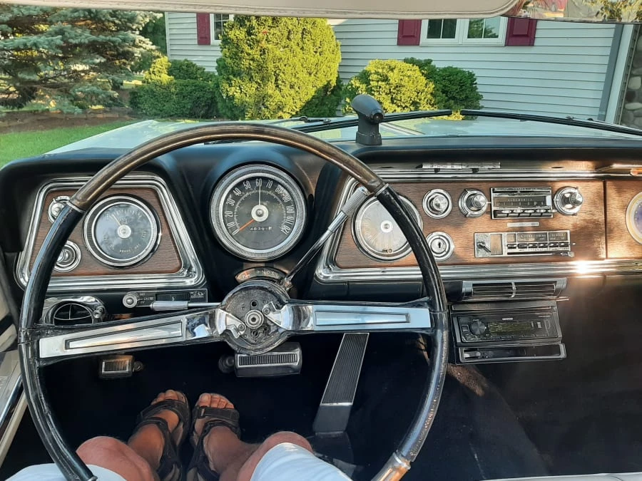 1965 Oldsmobile 98 - Image 6 of 6