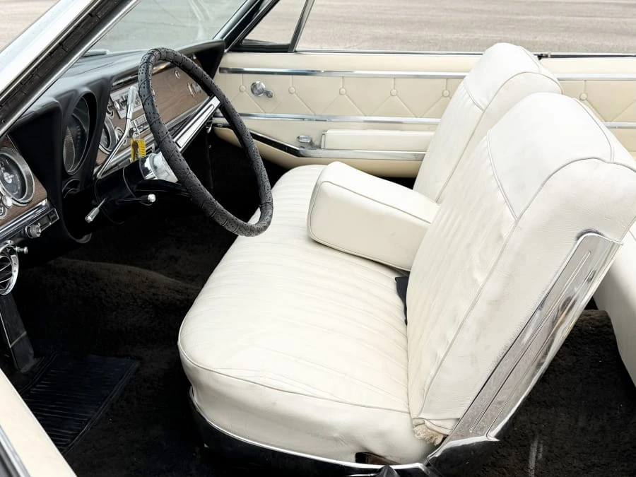 1965 Oldsmobile 98 - Image 12 of 25