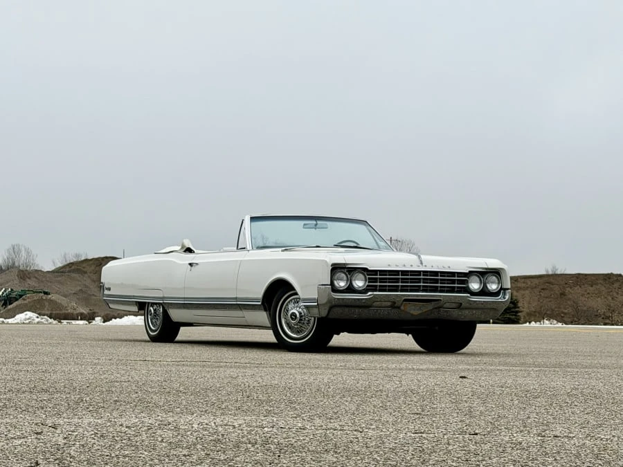 1965 Oldsmobile 98 - Image 8 of 25