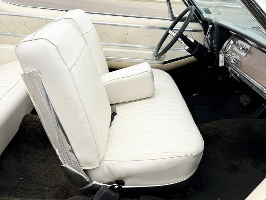 1965 Oldsmobile 98 - Image 16 of 25