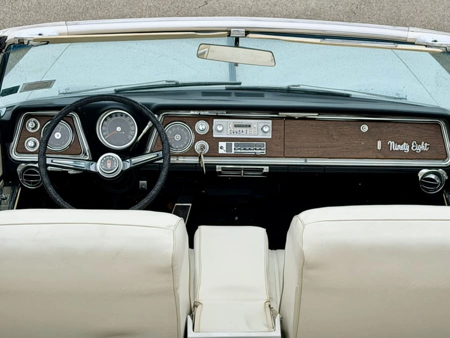 1965 Oldsmobile 98 - Image 13 of 25