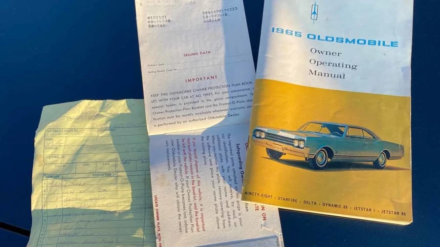 1965 Oldsmobile 98 - Image 18 of 19