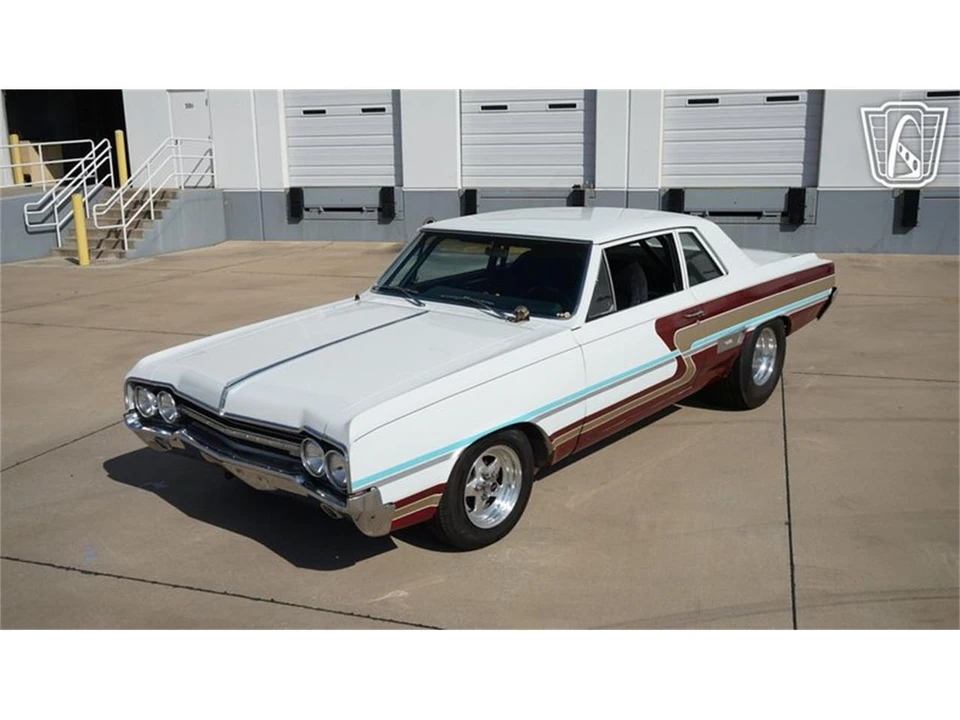 1965 Oldsmobile Cutlass 2nd Gen - Image 2 of 31