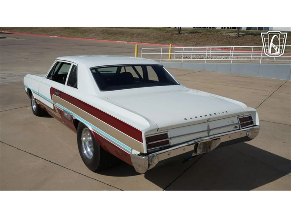 1965 Oldsmobile Cutlass 2nd Gen - Image 8 of 31